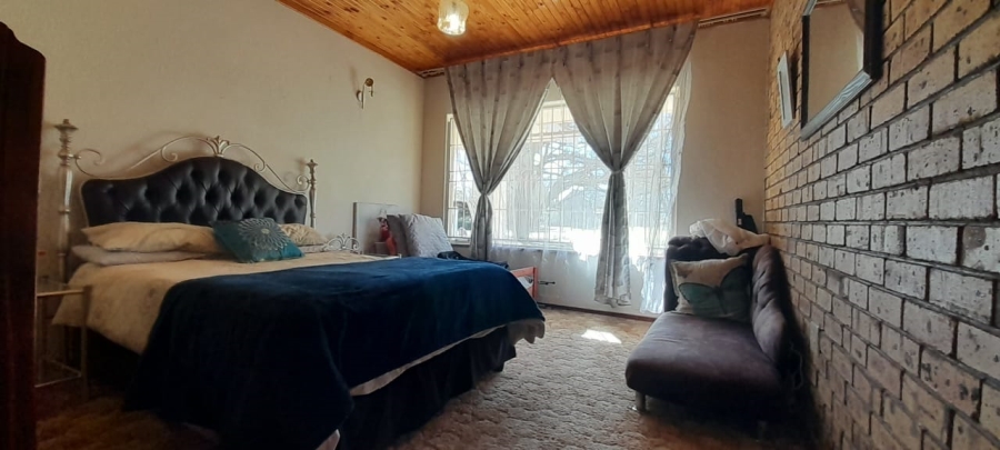 10 Bedroom Property for Sale in Klerksdorp Rural North West